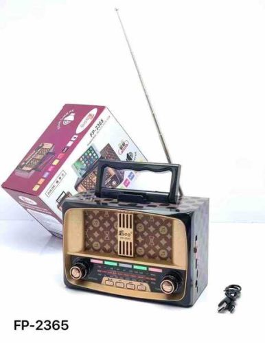 Retro Stílusú Hordozható Rádió – Klasszikus Dizájn és Modern Funkciók