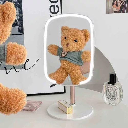 Elegáns LED-es Asztali Sminktükör – Tökéletes fényviszonyok a hibátlan sminkhez